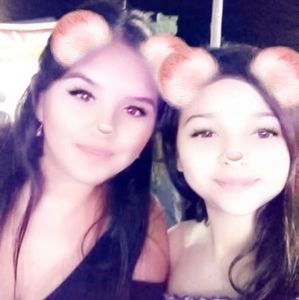 Meet your Posher, Noemi